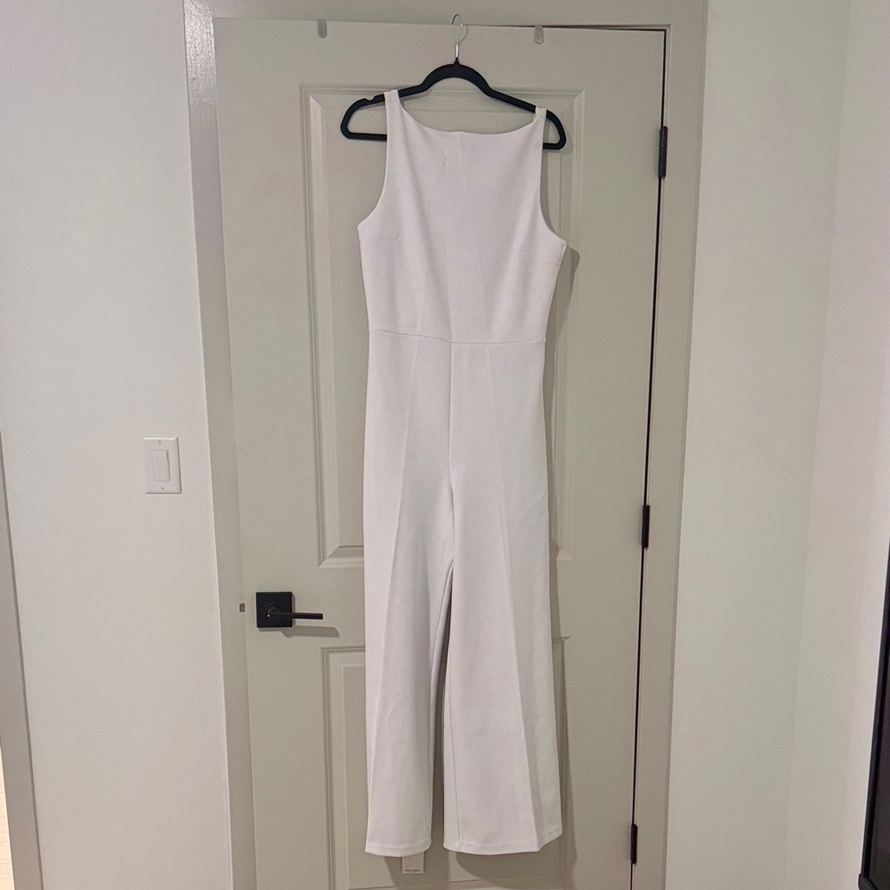 Abercrombie & Fitch White Sleeveless Tailored Jumpsuit